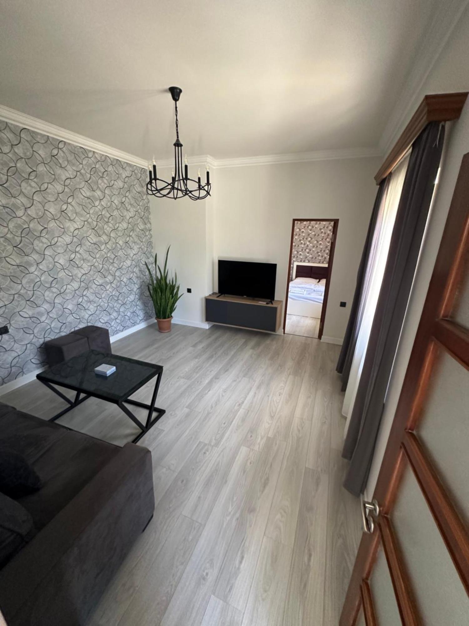 Ygg Erevan & Tours Esterno foto
